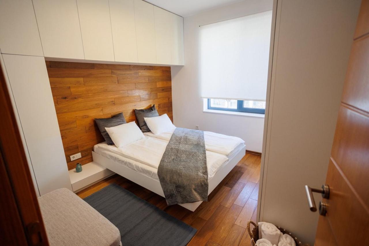 In The Center Apartment *
